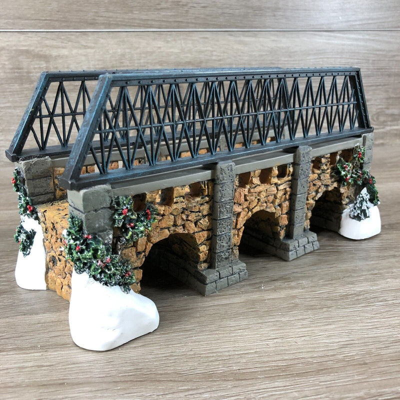 Dept 56 StoneTrestle Bridge Village Series Christmas in Original Box and Foam