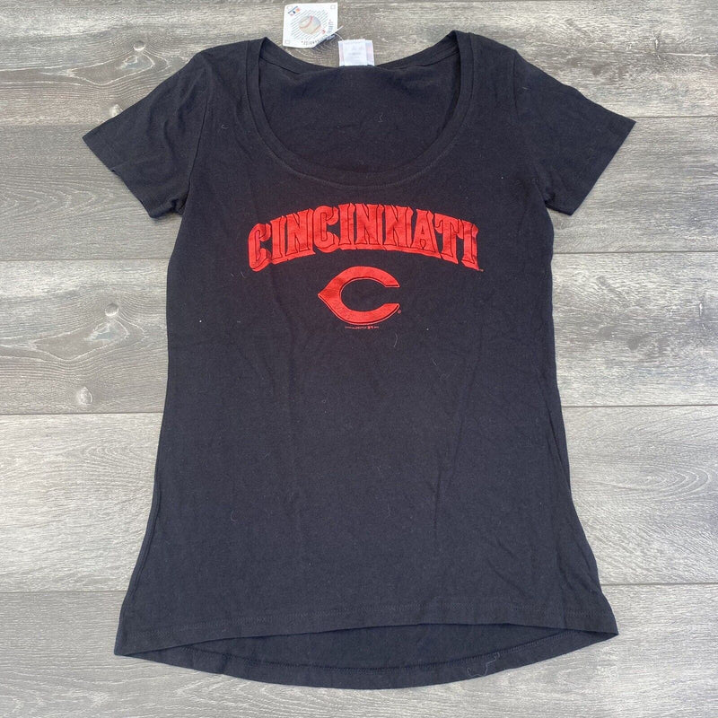 Genuine Merchandise MLB Cincinnati Reds T Shirt Women Adult S Black Short Sleeve