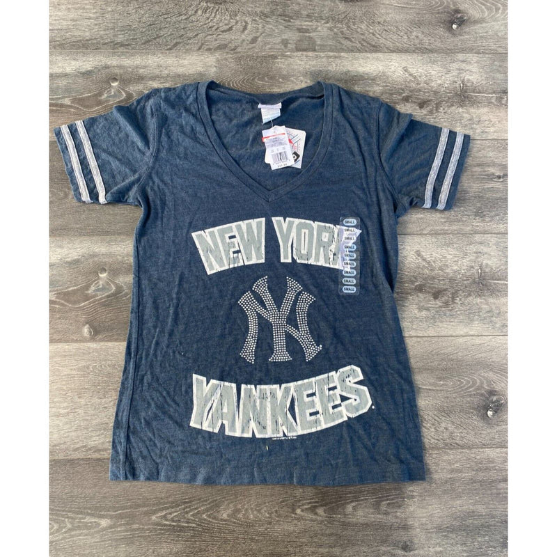 Genuine Merchandise Girls MLB New York Yankees V Neck Small T Shirt Blue