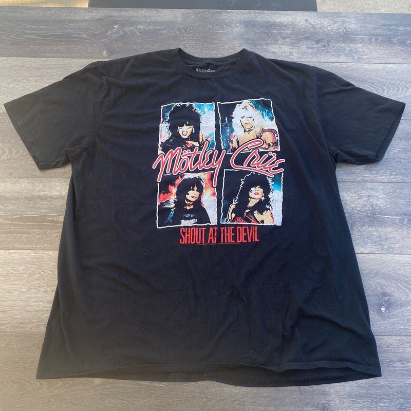 Motley Crue Shout at the Devil T Shirt 2XL Black Short Sleeve