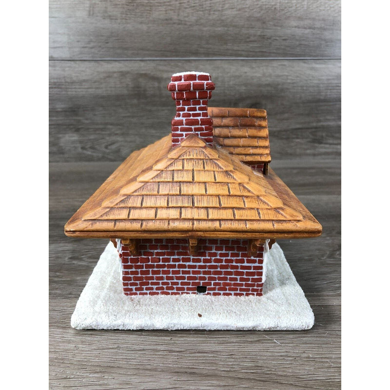 Dept 56 Byron Molds 1980 Ceramic Train Station House Village Christmas