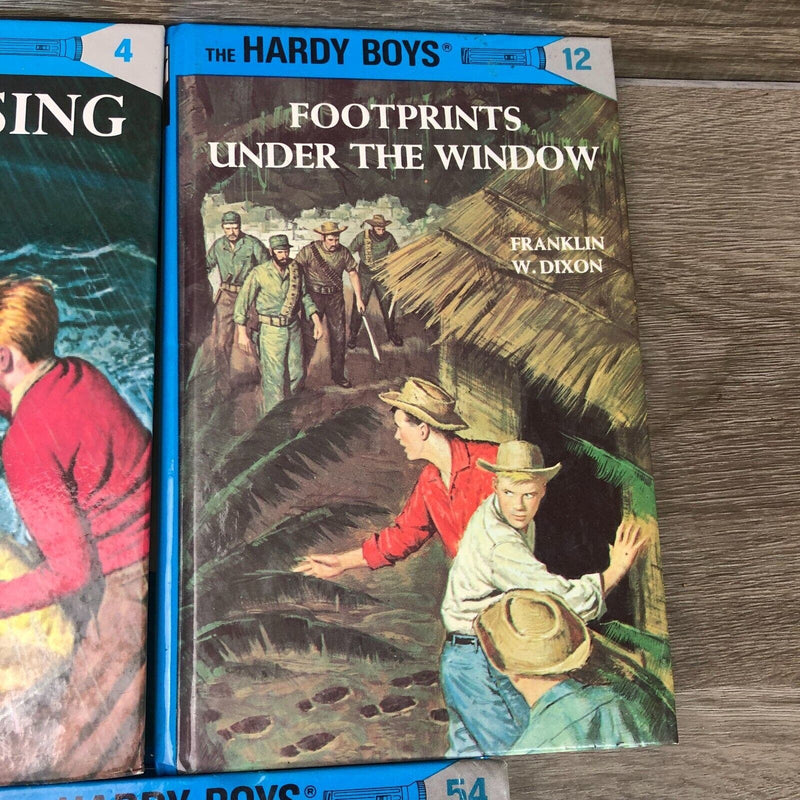 Lot Of 5 Hardy Boys Books Mixed Volumes Hardcovers Flashlight Edition