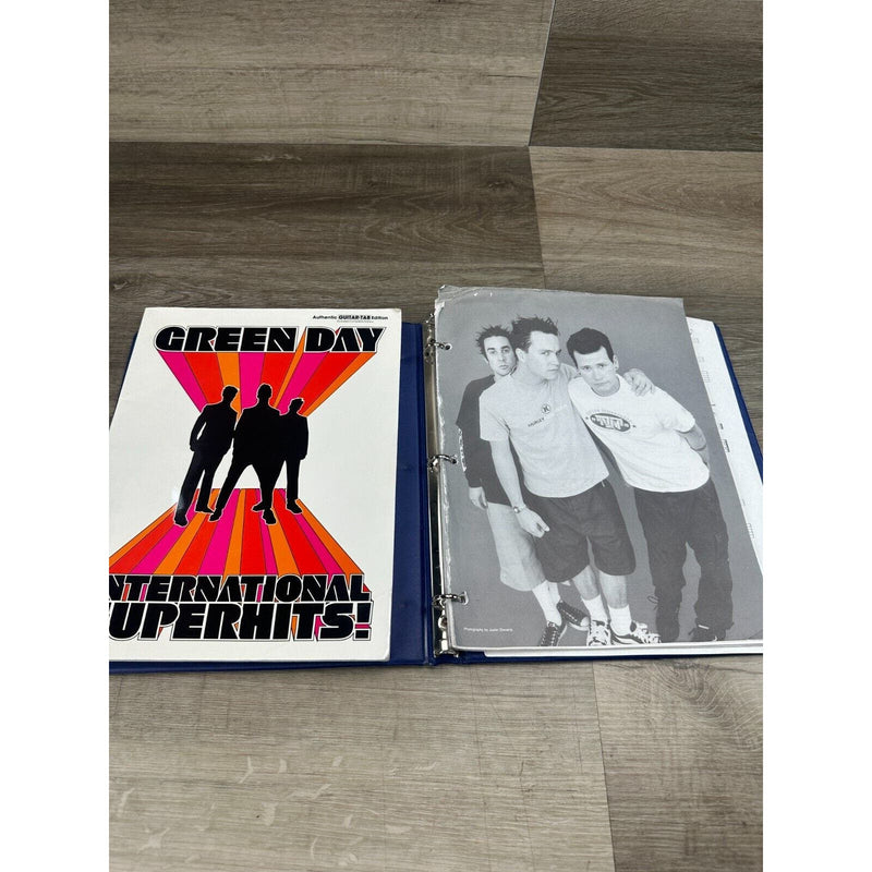 Blink 182 Music Sheets and Green Day Music Book Authentic Guitar Tab Superhits