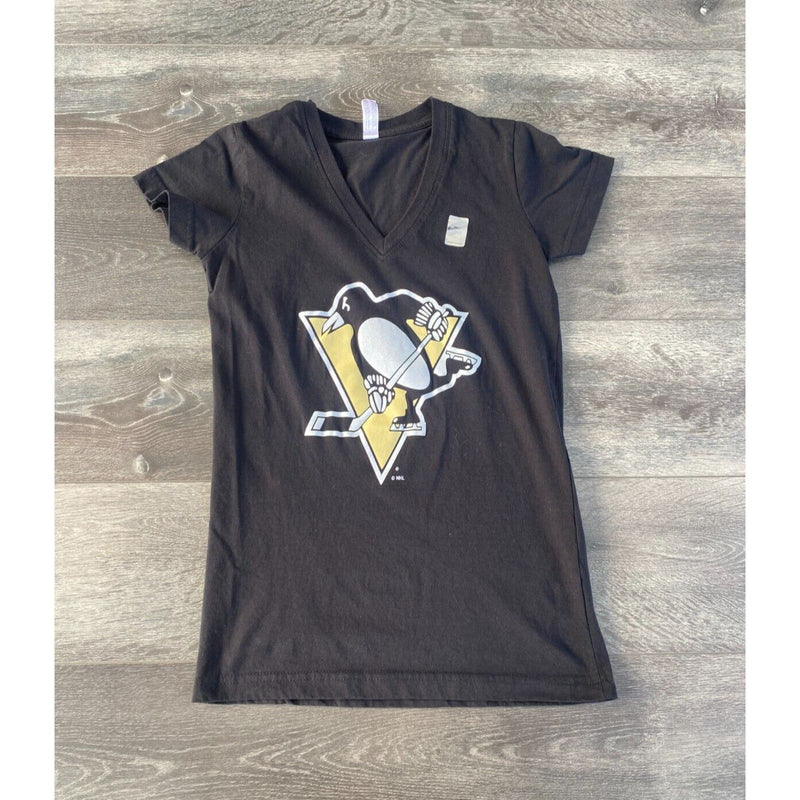 Live and Tell Pittsburgh Penguins V Neck T Shirt Adult Women Small Black T Shirt