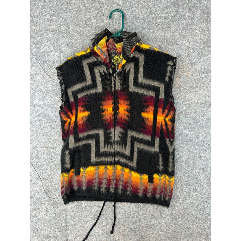 Tejidos Ruminahui Wool Sleeveless Jacket with Hoodie Native American Style