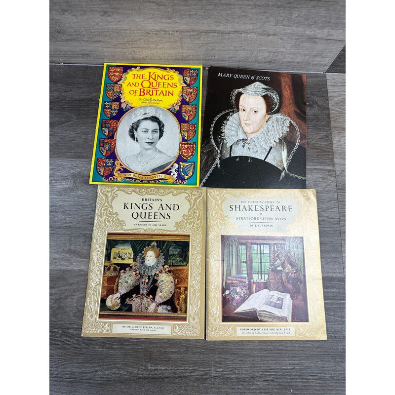 Lot of 4 The King Queens and Shakespeare Paberback Book Lot