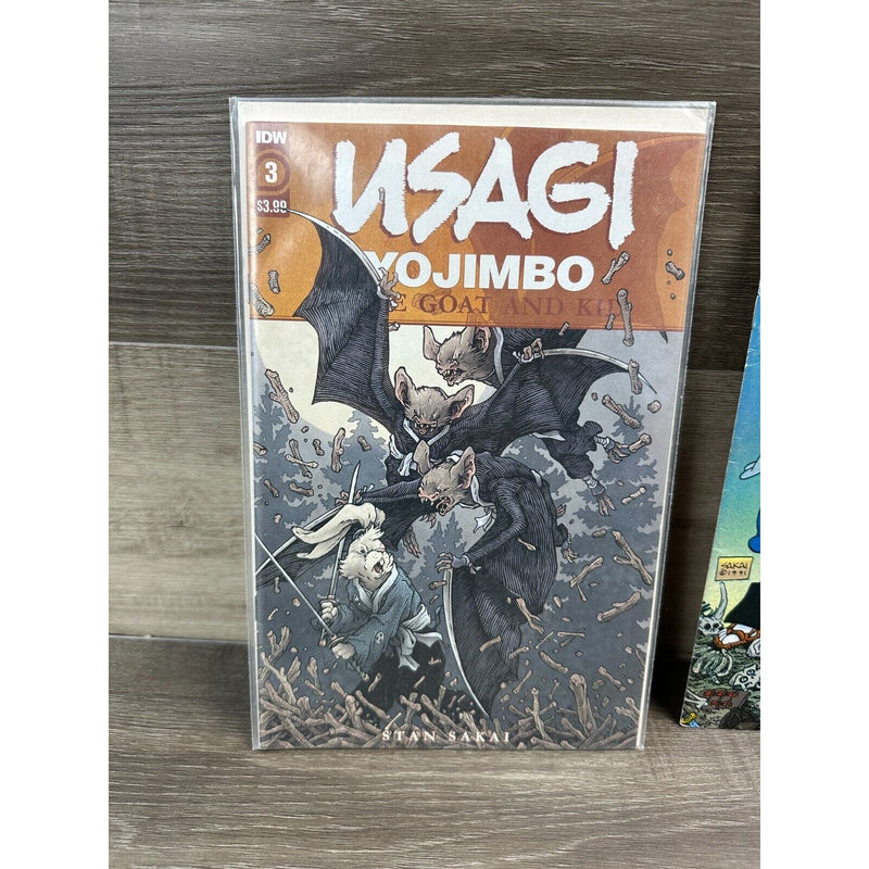 Lot of 2 Usagi Yojimbo Issues