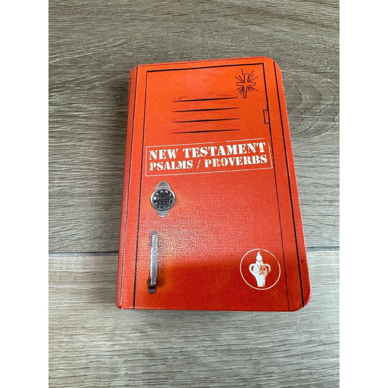 New Testament Psalms Proverbs Gideons Bible Pocket Small Mini Book 5” Orange